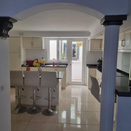 Spacious Modern Apartment In Peacefull Las Coloradas, Close To Papagayo Beaches Playa Blanca  Kültér fotó