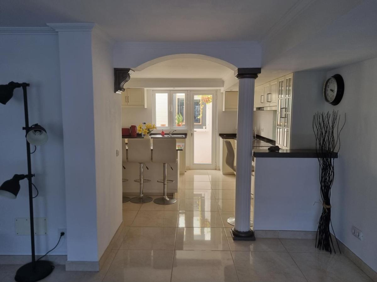Spacious Modern Apartment In Peacefull Las Coloradas, Close To Papagayo Beaches Playa Blanca  Kültér fotó